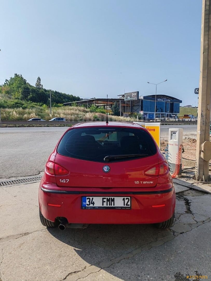 Sahibinden Alfa Romeo 147 1.6 TS Distinctive 2004 Model Bursa 172.000 km Kırmızı 5