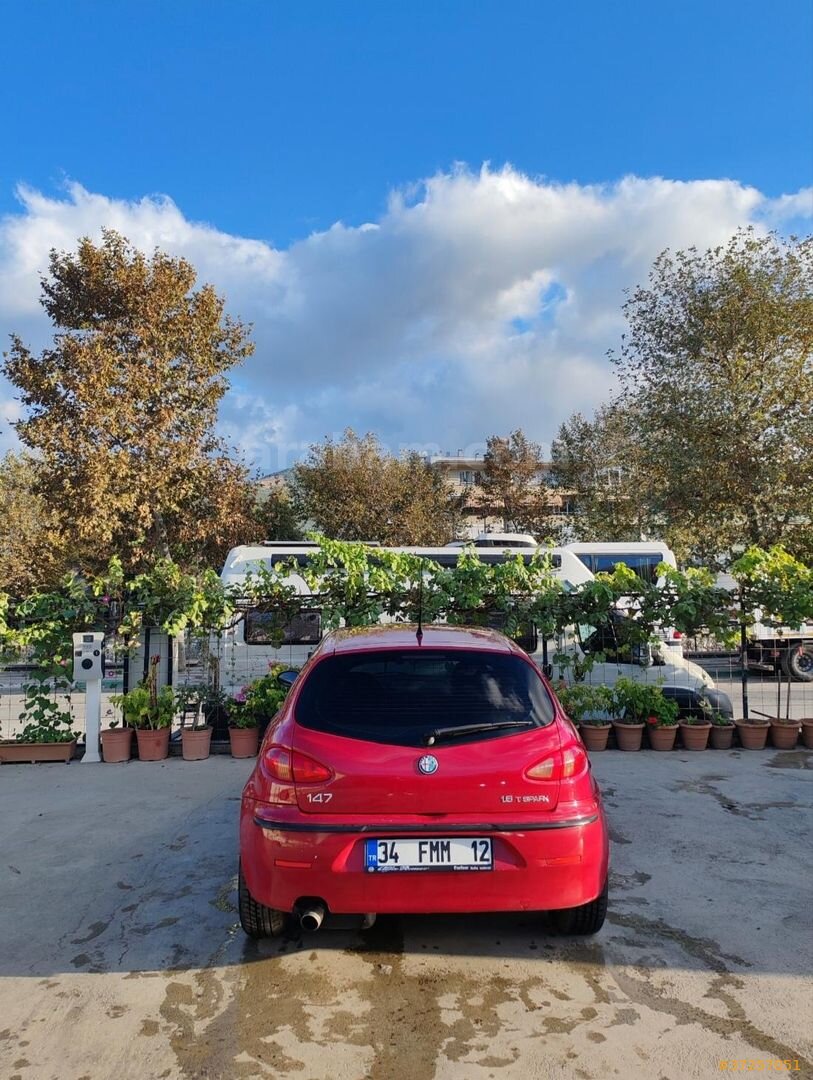 Sahibinden Alfa Romeo 147 1.6 TS Distinctive 2004 Model Bursa 172.000 km Kırmızı 7