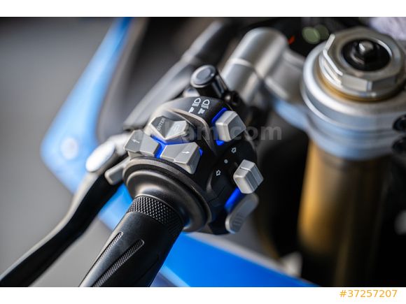 MISIRCI MOTORLU ARAÇLAR'DAN RKS SRK 550 RS / KREDİ KARTINA 12 TAKSİT İMKANI