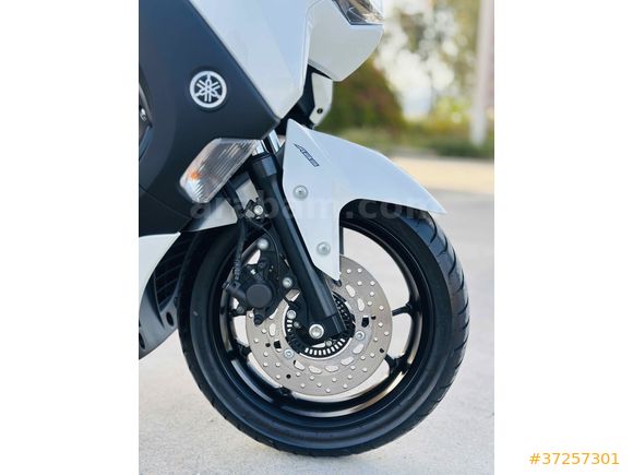 YAMAHA NMAX+155 + ÇİZİKSİZ KUSURSUZ