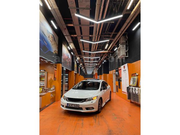 Sahibinden Acil Honda Civic 1.6 i-VTEC ECO Elegance 2015 Model 
