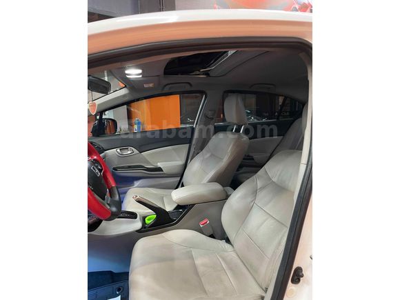 Sahibinden Acil Honda Civic 1.6 i-VTEC ECO Elegance 2015 Model 