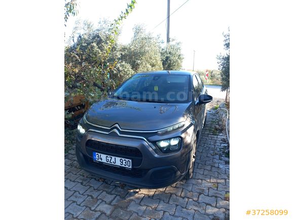 Sahibinden Citroen C3 1.2 PureTech Feel 2023 Model 2024 çıkışlı  30.000 km Garantili Servis Bakımlı