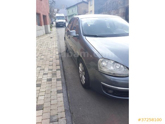 Sahibinden Volkswagen Jetta 1.6 TDi Comfortline 2010 Model
