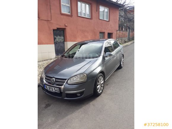 Sahibinden Volkswagen Jetta 1.6 TDi Comfortline 2010 Model