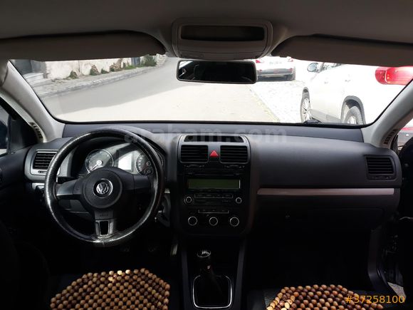 Sahibinden Volkswagen Jetta 1.6 TDi Comfortline 2010 Model