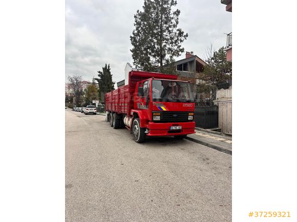 Sahibinden Ford Trucks Cargo 2520 D18 DS (4x2)