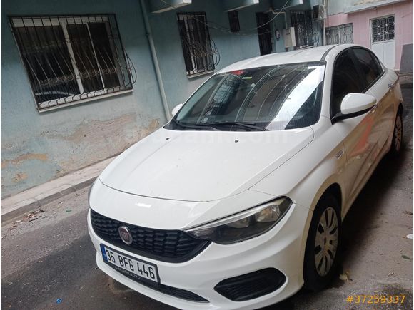 Sahibinden Fiat Egea 1.3 Multijet Easy 2018 Model 10 bin kayıt var 1.5 sene muayene süresi var 2019 çıkışlı 4 lastik yeni