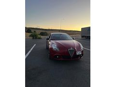 Sahibinden Alfa Romeo Giulietta 1.4 TB MultiAir Distinctive 2011 Model İstanbul 180.000 km Kırmızı