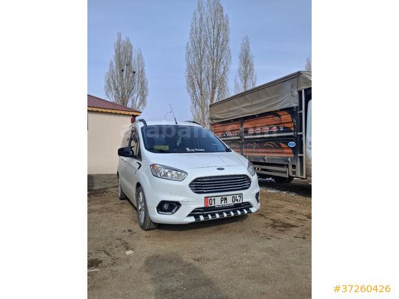 Sahibinden Ford Tourneo Courier 1.5 TDCi Titanium Plus 2021 Model