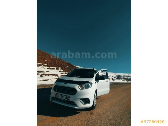Sahibinden Ford Tourneo Courier 1.5 TDCi Titanium Plus 2021 Model