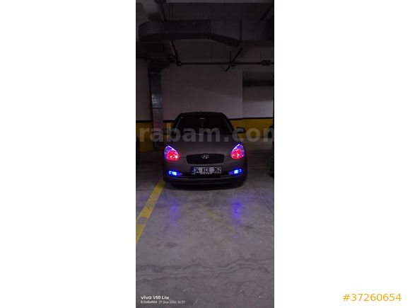 Sahibinden Hyundai Accent Era 1.4 Select 2009 Model  294.000 km Gri (Gümüş)