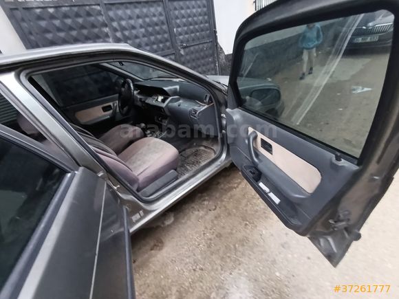 Sahibinden Renault Clio 1.4 RTA 1998 Model 