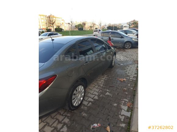 Hatasız boyasız Sahibinden Opel Astra 1.6 Edition 2017