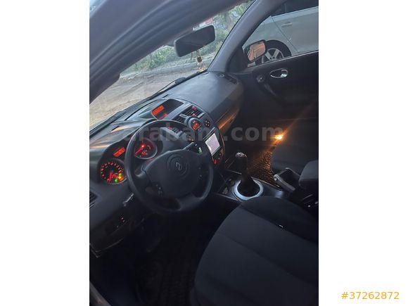 Sahibinden Renault Megane 1.5 dCi Dynamique 2005 Model