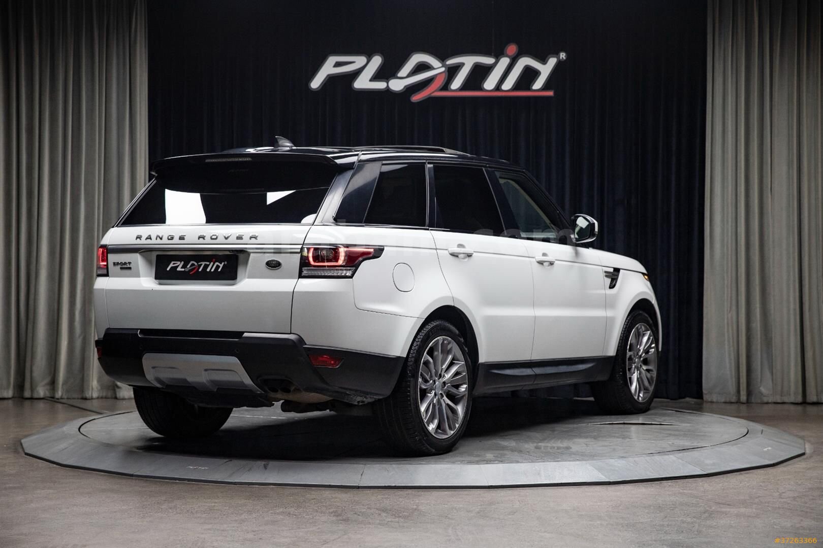 Galeriden Land Rover Range Sport 2.0 SD4 HSE 2017 Model İstanbul 78.600 km Beyaz 6