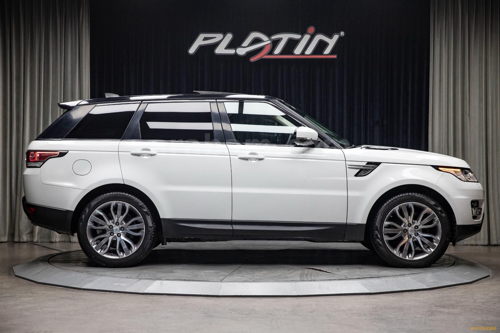 Galeriden Land Rover Range Sport 2.0 SD4 HSE 2017 Model İstanbul 78.600 km Beyaz 7