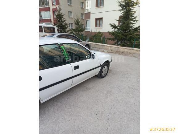 Sahibinden Opel Vectra 1.8 GL 1994 Model