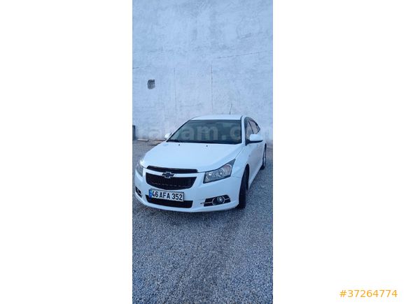 Sahibinden Chevrolet Cruze 1.6 Design Edition 2011 Model