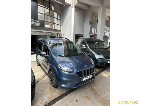 Sahibinden Ford Tourneo Courier 1.5 TDCi Titanium Plus 2022 Model 