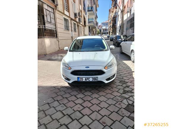 Sahibinden Ford Focus 1.5 TDCi Trend X 2015 Model