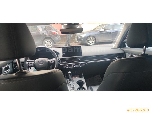 Sahibinden Honda Civic 1.5 i-VTEC Eco Executive Plus 2023 Model