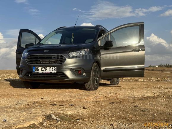 Sahibinden Ford Tourneo Courier 1.5 TDCi Titanium Plus 2022 Model 