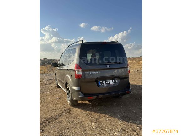 Sahibinden Ford Tourneo Courier 1.5 TDCi Titanium Plus 2022 Model 