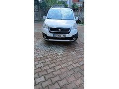 Sahibinden Peugeot Partner 1.6 HDI Allure 2017 Model  240.000 km Beyaz