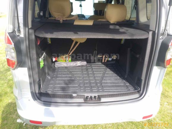 Sahibinden Ford Tourneo Courier 1.6 TDCi Titanium Plus 2017 Model 