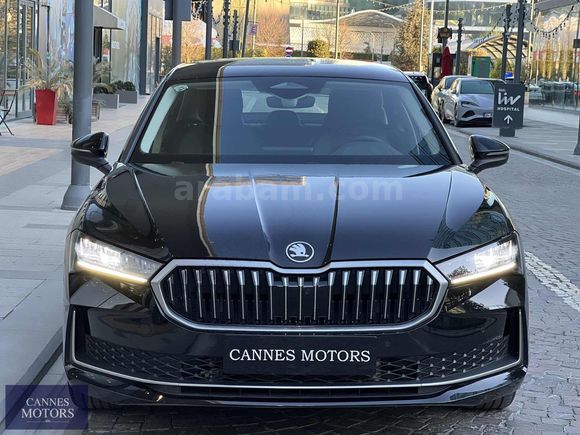 2025 YENİ SKODA SUPERB 1.5 TSI MHEV PREMIUM DSG /%20 KDV/MASAJ