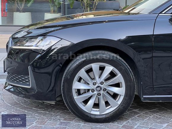 2025 YENİ SKODA SUPERB 1.5 TSI MHEV PREMIUM DSG /%20 KDV/MASAJ