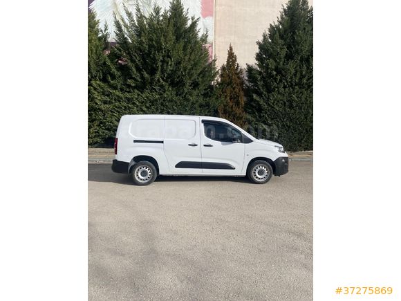 Sahibinden Citroen Berlingo 1.5 BlueHDI 2023 Model
