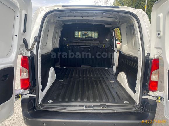 Sahibinden Citroen Berlingo 1.5 BlueHDI 2023 Model