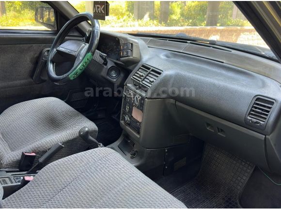 Lada Vega 1.5 2000 Model
