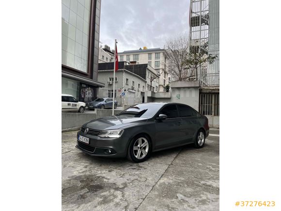 2011 MODEL ORJİNAL 321.000 BİN KM MANUEL JETTA