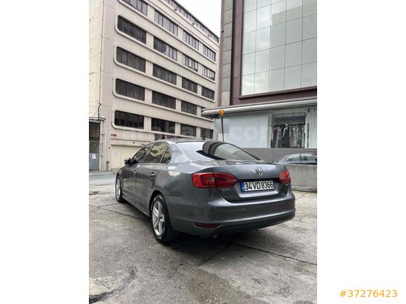 2011 MODEL ORJİNAL 321.000 BİN KM MANUEL JETTA
