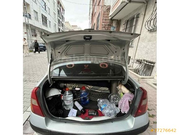 Sahibinden Renault Clio 1.4 Authentique 2002 Model  280.000 km Gri (Gümüş)