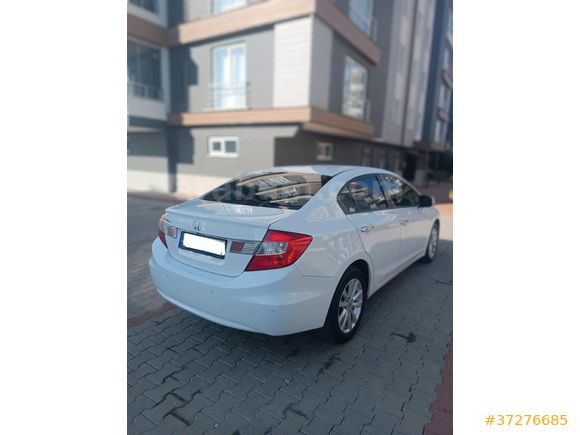 Sahibinden Honda Civic 1.6 i-VTEC Eco Premium 2013 Model