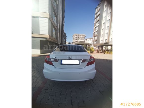 Sahibinden Honda Civic 1.6 i-VTEC Eco Premium 2013 Model