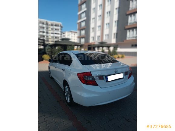 Sahibinden Honda Civic 1.6 i-VTEC Eco Premium 2013 Model