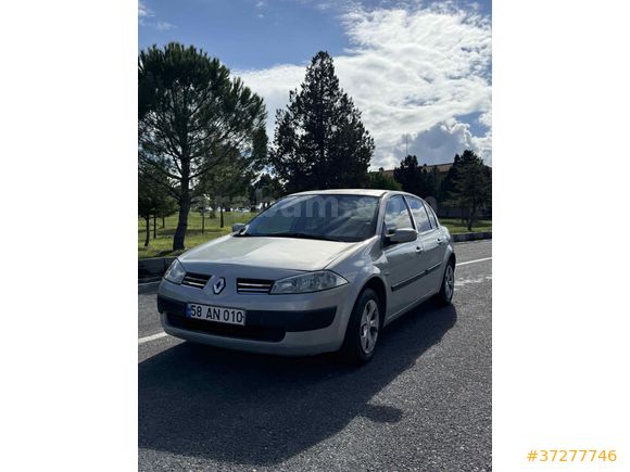 Sahibinden Renault Megane 1.6 Authentique 2004 Model  277.000 km Gri (Gümüş)