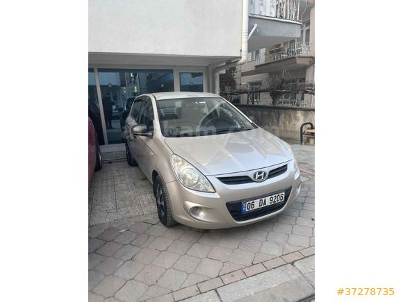 Sahibinden Hyundai i20 1.4 CRDi Team 2009 Model 