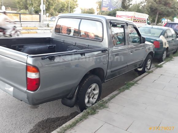 Sahibinden Ford Ranger 2.5 TDCi XLT 2000 Model 