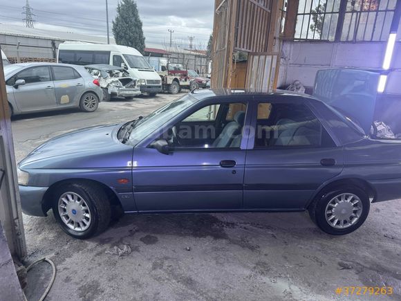 Sahibinden Ford Escort 1.6 CLX 1999 Model 