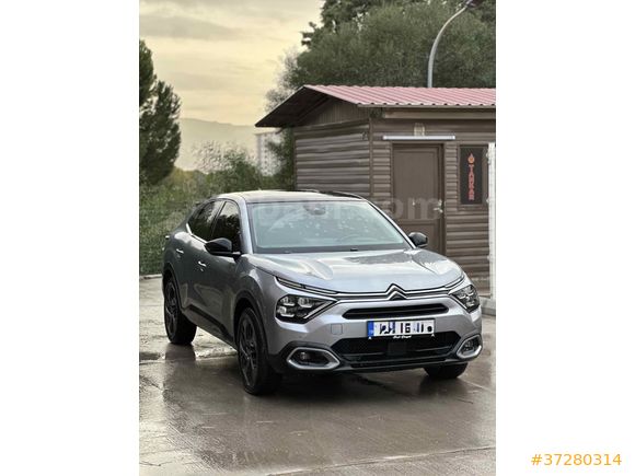 Sahibinden Citroen C4 X 1.2 PureTech Shine Bold 2023 Model 