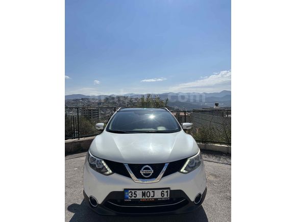 Sahibinden Nissan Qashqai 1.6 dCi Sky Pack 2017 Model   Beyaz