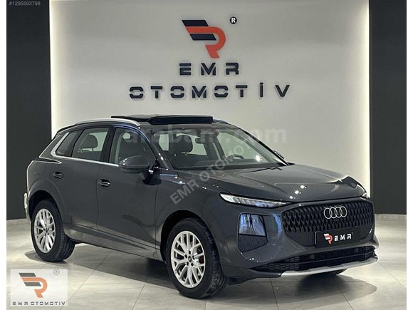 EMR OTOMOTİV YENİ KASA AUDİ Q3 1.5 TFSI S-Tronic