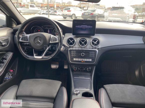 ÖZHAMURKAR-2018 ORJİNAL MERCEDES GLA 180D AMG