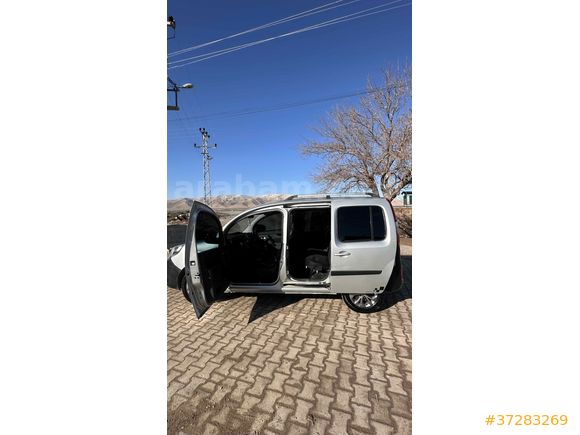 Sahibinden Renault Kangoo Multix 1.5 dCi Extreme 2017 Model 